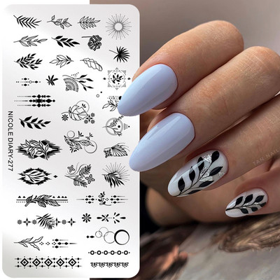 NICOLE NAPLÓ Etnikai stílusú Levelek Tervezés Bélyegzőlemezek Tömör vonalak Pontok Köröm bélyegzősablonok Virágnyomtatás Stencileszközök