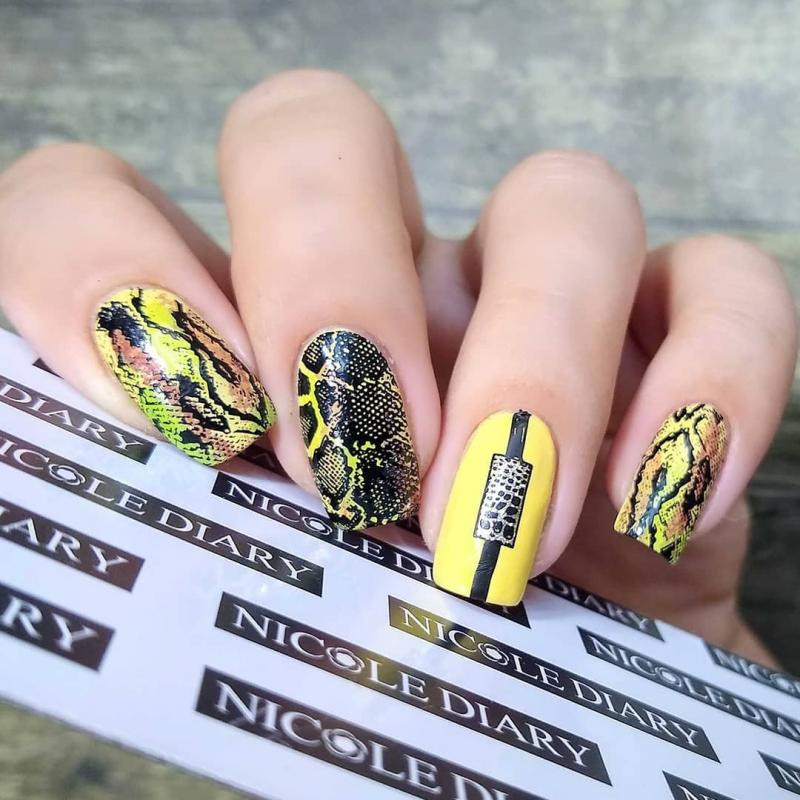 NICOLE NAPLÓ Körömbélyegző lemezek Tigris Zebra Leopard nyomat Állatkép Rozsdamentes acél stencil Nail Art bélyegsablon textúra