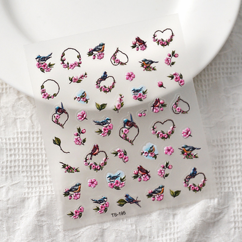 Цветна линия Сърце 5D стикери за нокти Задно лепило Стикери за нокти Дизайни Плъзгач Монограмни стикери