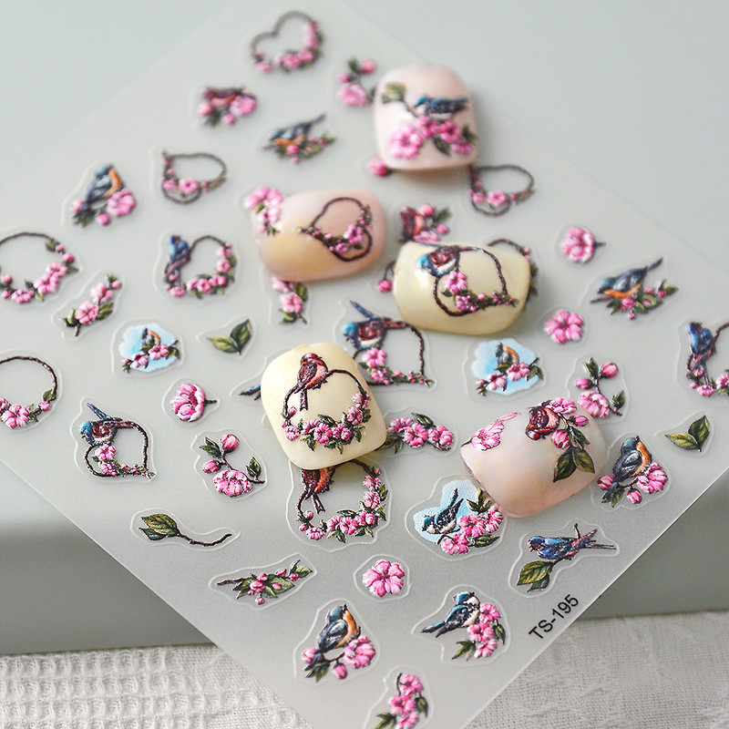 Цветна линия Сърце 5D стикери за нокти Задно лепило Стикери за нокти Дизайни Плъзгач Монограмни стикери