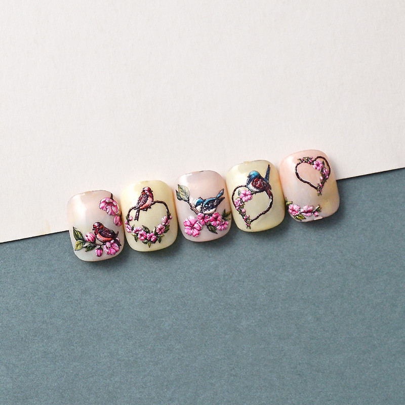 Цветна линия Сърце 5D стикери за нокти Задно лепило Стикери за нокти Дизайни Плъзгач Монограмни стикери