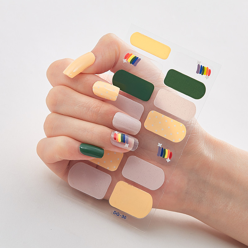 Neli sorti 0f küünekleebised Nelja sorti 0f küünekleebised Küünekaunistus Küünekaunistus Küüned Art Dekoratsioon Küüneribad läikivad