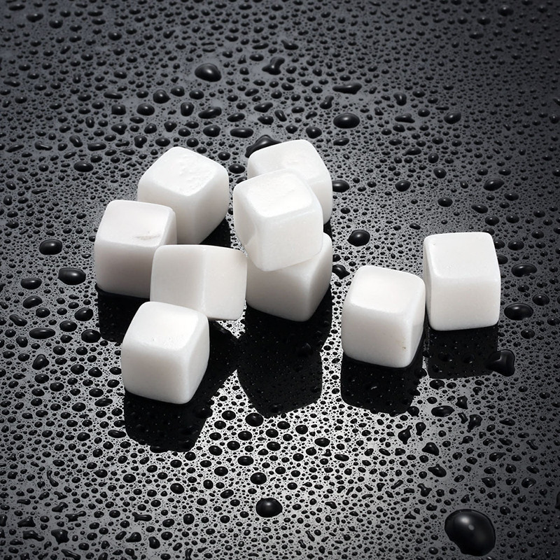 6 komada Whisky Stones Ispijanje Ice Cube Hladnjak za višekratnu upotrebu Whisky Ice Stone Whisky Natural Rocks Bar Hladnjak za vino Party vjenčani dar