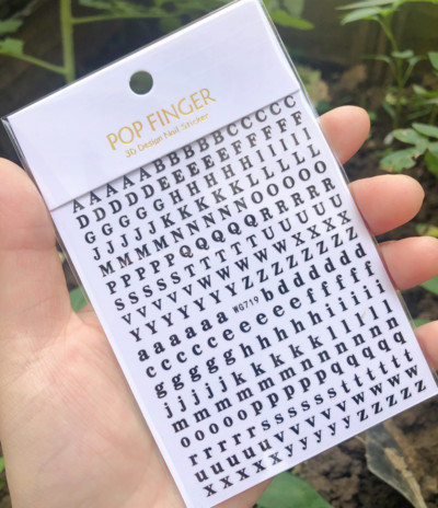 Fekete fehér betűkkel körömdíszítő matrica absztrakt arccímke csúszkák körömdíszítéshez barkácsolás Word Design UV gél varázslatok