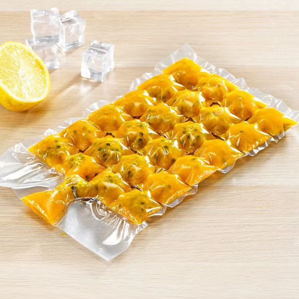 Suvine joogijääkuubiku vormi ühekordne isesulguv kott läbipaistev isetegemise kiirkülmutav jää valmistamise vormikott köögividinad