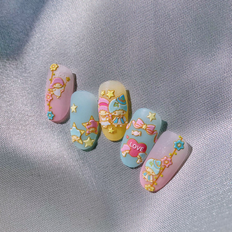 Kiváló minőségű aranyos szerelem csillag virág 5D csúszkák körmökhöz Rajzfilm Bear Ragasztó körömdíszítés matrica tippek Kiegészítők