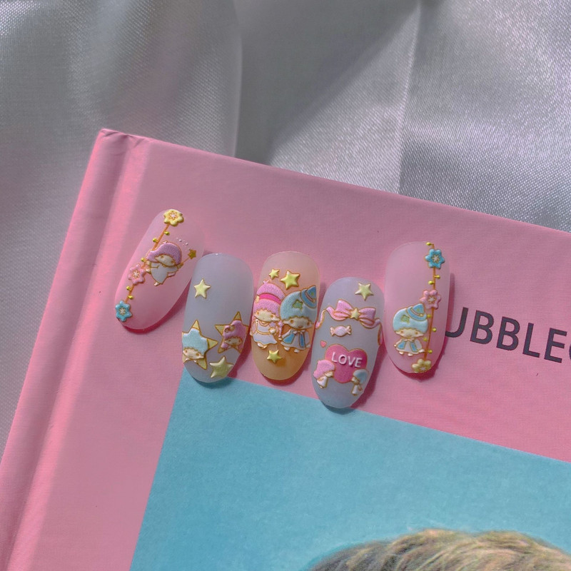 Kiváló minőségű aranyos szerelem csillag virág 5D csúszkák körmökhöz Rajzfilm Bear Ragasztó körömdíszítés matrica tippek Kiegészítők