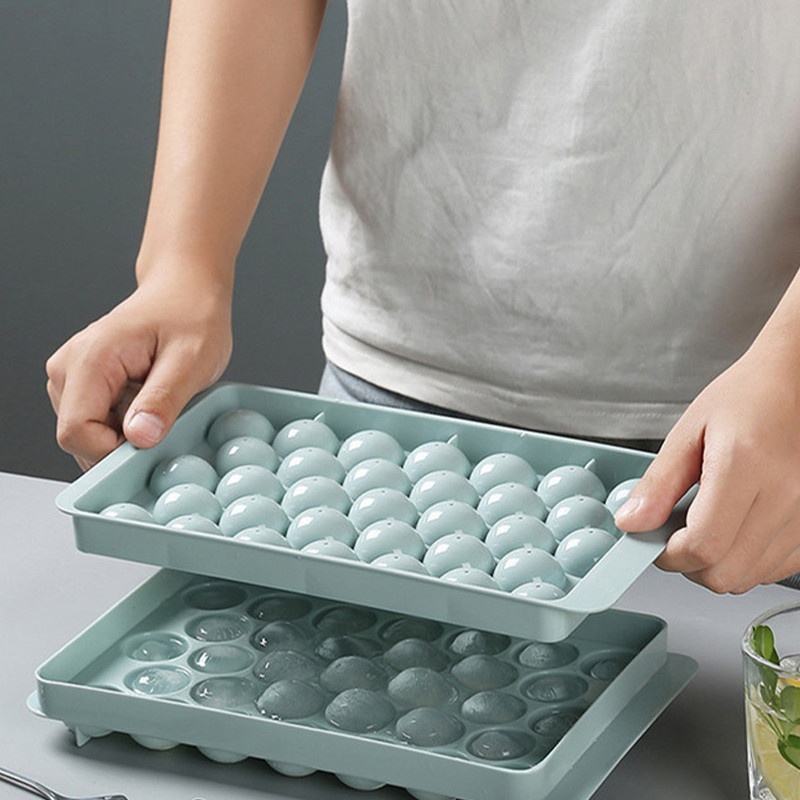 Ümmargune kaanega jääkuubikualus Plastikust jääkuubikuvormiga külmkapp Sfääriline jäätisevormi jäävorm