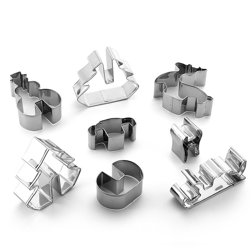 8 tk 3D jõuluküpsise lõikur roostevabast terasest lõigatud kommide küpsisevormi toiduvalmistamise tööriistad isetegemise jõulukaunistused kodus uusaastaks