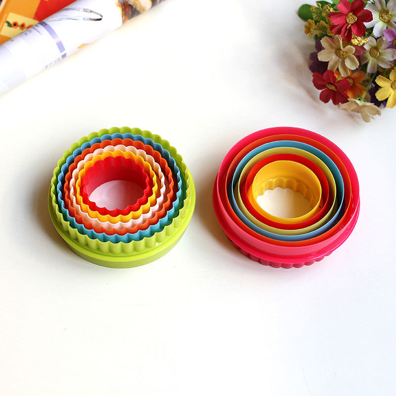 Küpsised lõikurid küpsise koogivorm isetegemine mitmestiilis plastikust ringikujuline küpsisevalmistaja jõulupühade varustus Fondant sugarcraft