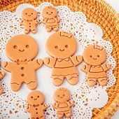 Taietor de biscuiti de ciocolata Coacerea Fondant Biscuiti Ștampila Gingerbread Man Mucegai pentru biscuiți Mold pentru biscuiți Crăciun fericit