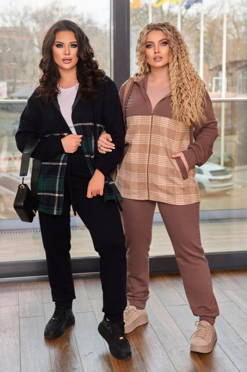 Спортен комплект на каре