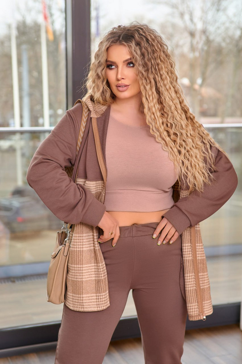 Спортен комплект на каре