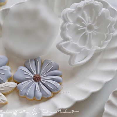 Φόρμα για μπισκότα εποχής αποφοίτησης Μικρή μαργαρίτα σε σχήμα λουλουδιών Κόφτης μπισκότων Φοντάν Εργαλεία διακόσμησης κέικ Sugarcraft Κουτί ευχών