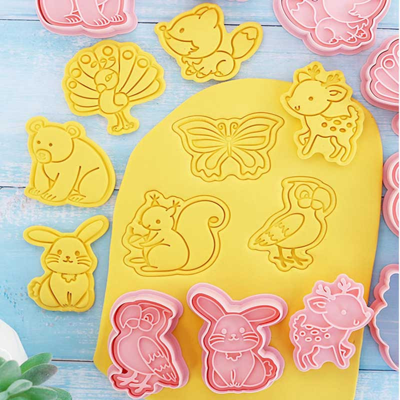 Dispozitive de tăiat biscuiți și embosoare 3d Anime Cutter Monster Patiserie Coacerea Biscuiților Molde Ustensile de bucătărie Accesorii Taietoare de biscuiți Forme