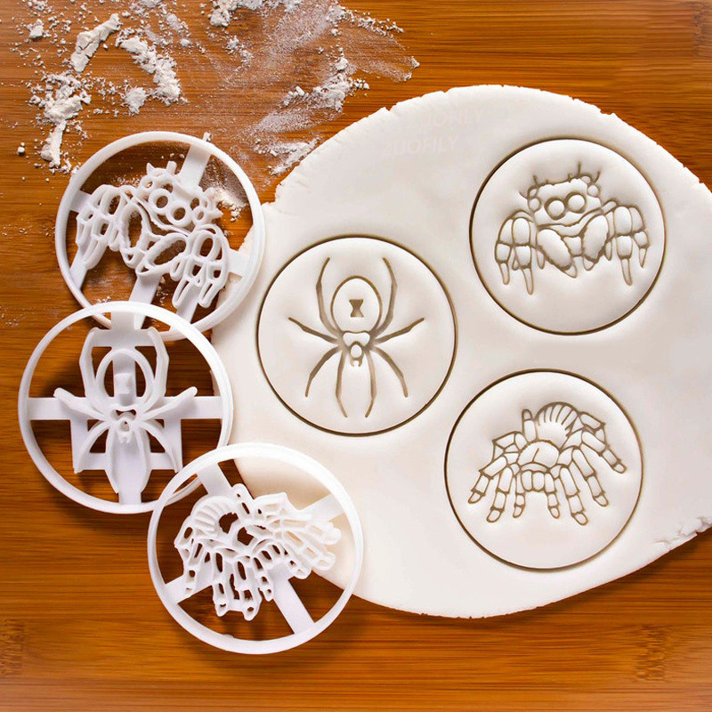 Uus multikas Halloweeni õudus Spider Bat küpsise reljeefvormikomplekt Pressitud käsitsi maalitud glasuurküpsise vormi pealuu küpsise lõikur