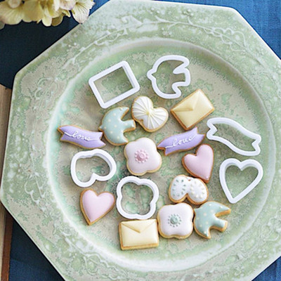 Cartoon Mini küpsiselõikurikomplekt Plastikust küpsisevorm Fondant Koogi kaunistamiseks Tööriistad Suhkruküpsiste küpsetusvormi tööriistad Kondiitrilõikurid