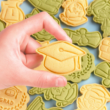8 бр./компл. Congrats Graduation Форма за бисквитки Форма за бисквити 3D преса Пластмасова форма за бисквитки Инструмент за печене на фондан Инструменти за декорация на бисквитки