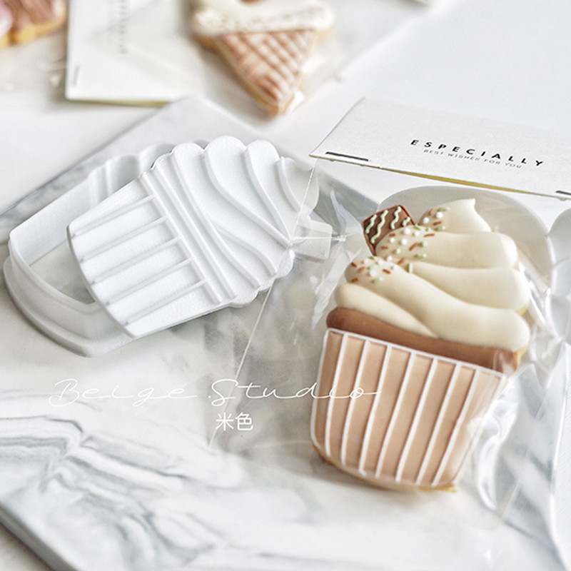 Lastepäeva küpsiselõikur maasikapudel Jäätise kuju Kujutatud küpsisevormid Fondant koogi kaunistamiseks tööriistad Sugarcraft