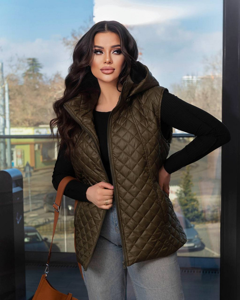 Елек с качулка