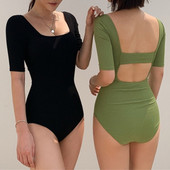 Νέο καλοκαιρινό γυναικείο μαγιό με σχέδιο Suqare λαιμόκοψη Μαγιό μονόχρωμο αναπνεύσιμο γρήγορο στέγνωμα για πισίνα σε μινιμαλιστικό στυλ