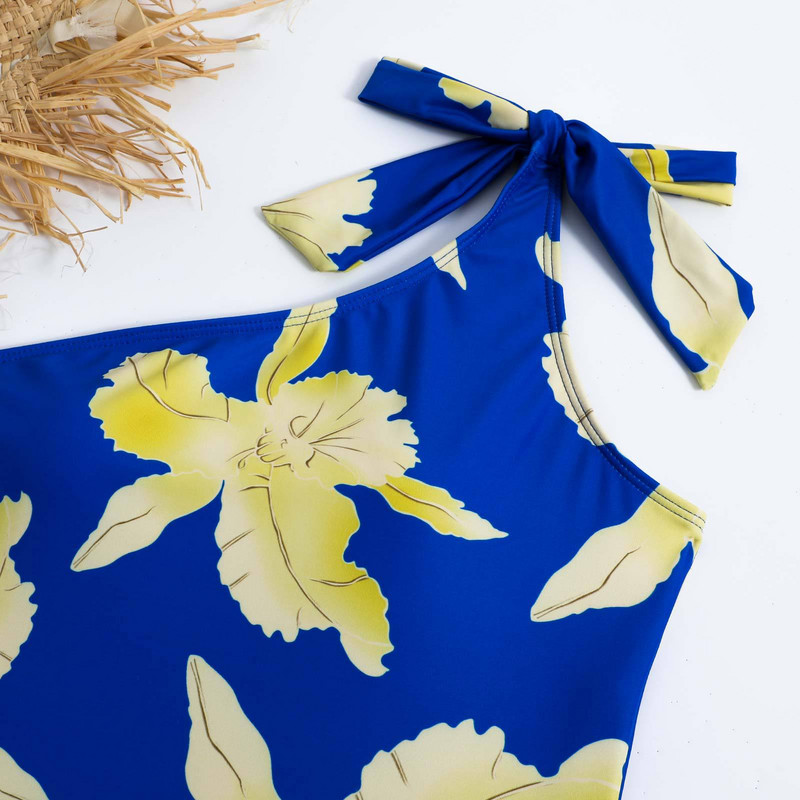 Poole õla volangidega Vintage Flora Print Bikiinikomplektid Naiste ujumistrikoo ja seelik Seksikad asümmeetrilised ühes tükis ujumisriided Rannas suplemine