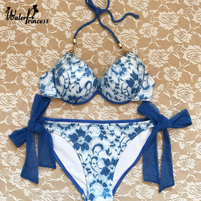 Seksikad naiste ujumisriided Kolmeosaline bikiinikomplekt ujumiskostüüm ruuduline lühike seelik bikiinid Polsterdatud rinnahoidja push up Naiste rannaujumiskostüüm 2826A