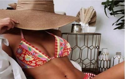 2023 Нови ретро многоцветни бикини с принт Дамски секси бански костюми с халтер Плувен комплект бикини за плаж Push Up бански костюми Бразилия