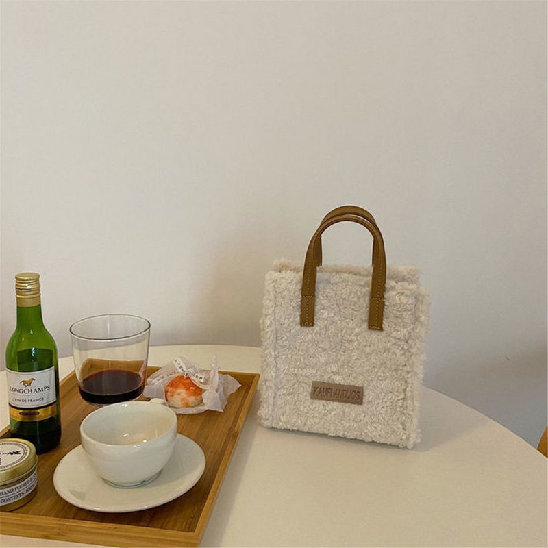 Geantă de umăr de iarnă 2023 pentru femei, lână de miel, caldă, moale, toamnă, pătrată, portabil, ocazional, bej, kaki, stil preppy pentru fete