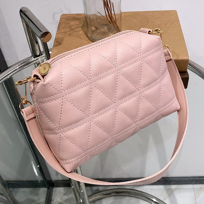 2022 г. Малка чанта Messenger за жени Trend Lingge Embroidery Camera Женска мода Дамски чанти през рамо Crossbody Чанта за мобилен телефон