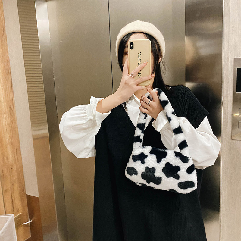 Geantă mică pentru femei Trend 2022 Geantă de designer de pluș cu imprimeu animal de blană artificială Poșetă pentru cumpărături Geantă de mână pentru femei Geantă de umăr cu blană