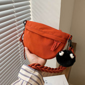 Õlakotid naistele vabaaja soliidne mood Lihtne armas ripats Naiste disainiga käekott Kevadel uus naiste Crossbody kott