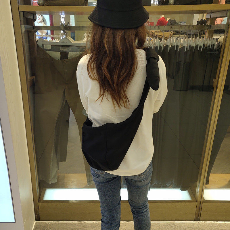 Õlakotid Naiste lõuend Hobos Lips Disainer Cross-body Shopping Käekott Naistele Tugev, Suure mahutavusega kaenlaaluste kott Elegantne igapäevane