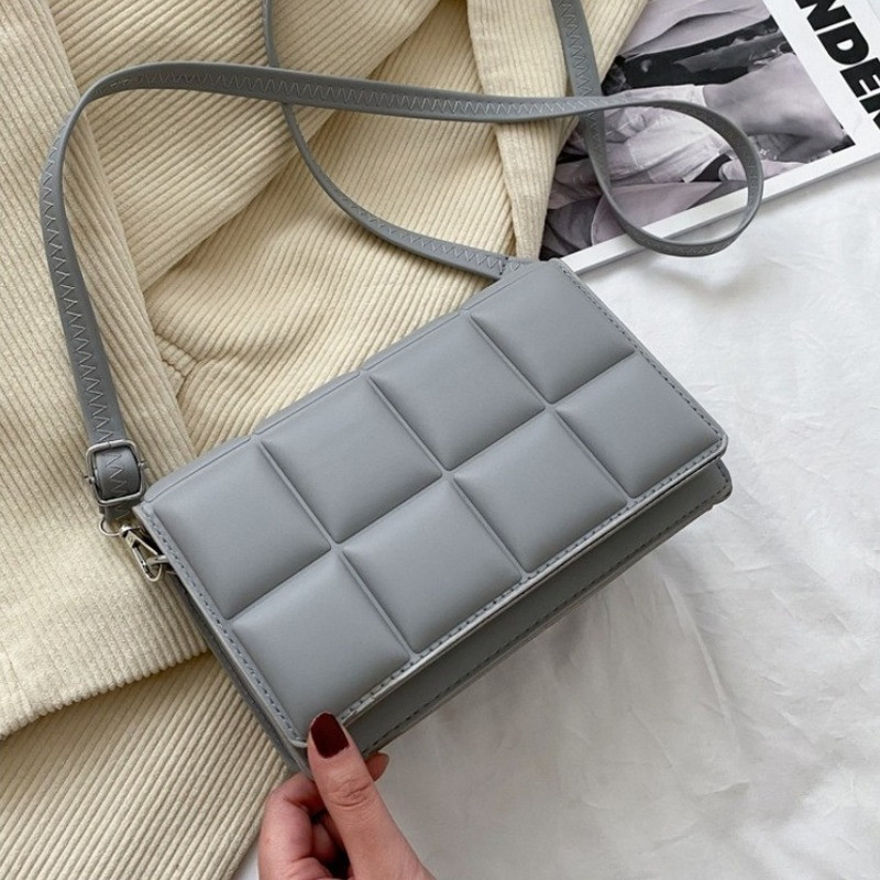 Naiste kott Sügis-talv Uus 2023 Naiste kirjanduslik ühe õlakott Minority Design Cross-body kott Trend Naiste kott Bolsos