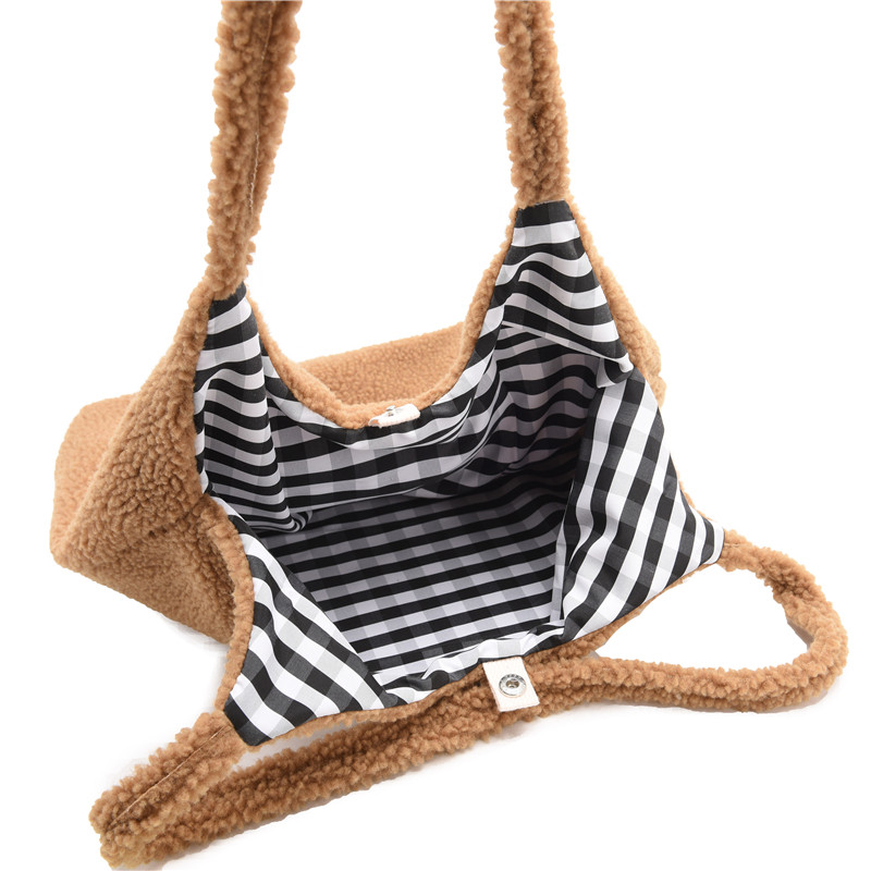 Дамска плюшена чанта с голям капацитет 2022 Зимна чанта през рамо Литературна чанта Дамски чанти от агнешка вълна Дамска мека, сладка чанта с мече