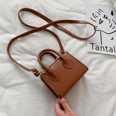 Kuum müük Crossbody kott Naiste õlakott 2022 Väikesed käekotid ja rahakotid Disainer Crossbody kotid naistele, klapiga minikott