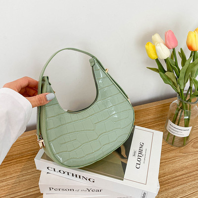 PU bőr női luxus tervező kézitáska pénztárcák 2022 divatos vintage dupla cipzáros Half Moon Crescent Hobos válltáskák