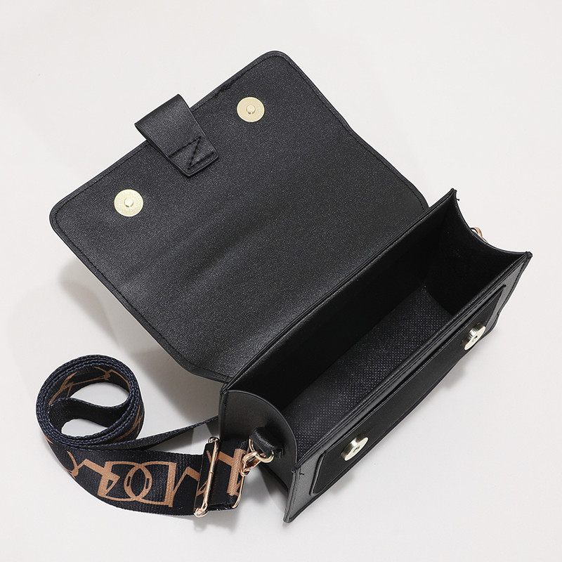 Väike klassikaline naiste õlakott, laiade rihmadega klapiga, rist kehaga kotid naistele 2022 Trend Simple Käekott Bolsa Feminina