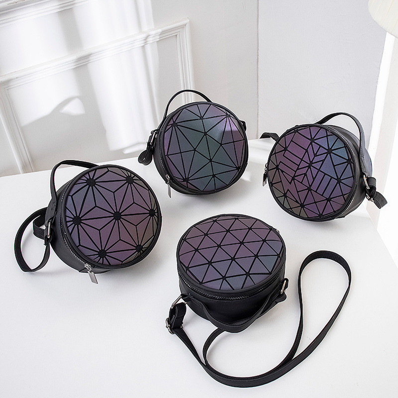 Brändi helendav naiste õlakott Armas ümmargune helkur geomeetriline holograafiline kott tüdrukutele Party Crossbody kott naistele clutch