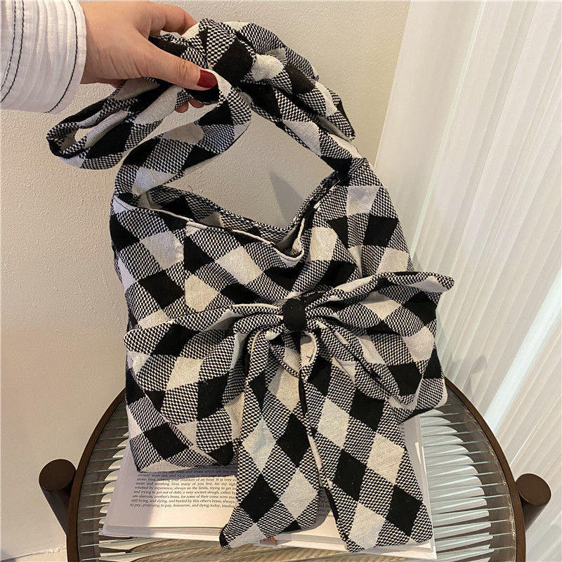 MBTI suure mahutavusega lõuendist õlakott 2023. aasta suvine moekas poekott naistele tasuta kohaletoimetamine reguleeritava rihma pikkusega