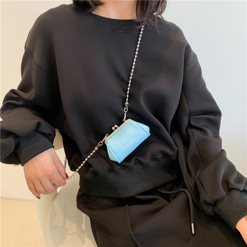 MINI PU nahast koorega kotid naistele 2022 Keti disainiga Luksuslik käekotid Naiste reisikotid ja rahakotid Sac A Main Femme