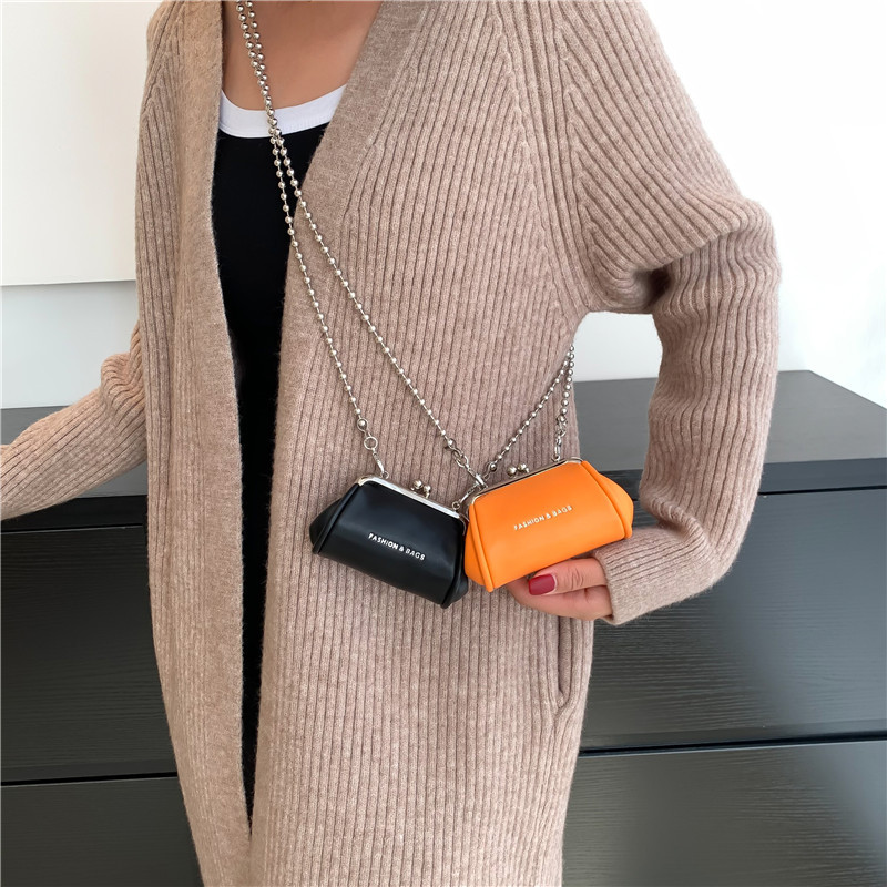 MINI PU nahast koorega kotid naistele 2022 Keti disainiga Luksuslik käekotid Naiste reisikotid ja rahakotid Sac A Main Femme