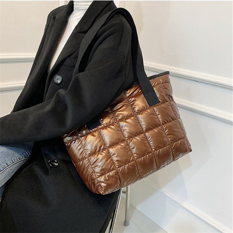 Geantă tote de iarnă pentru femei pentru navetă, geantă căptușită în jos, de mare capacitate, pentru femei, de culoare solidă, matlasată, în carouri, genți de umăr din nailon 2023