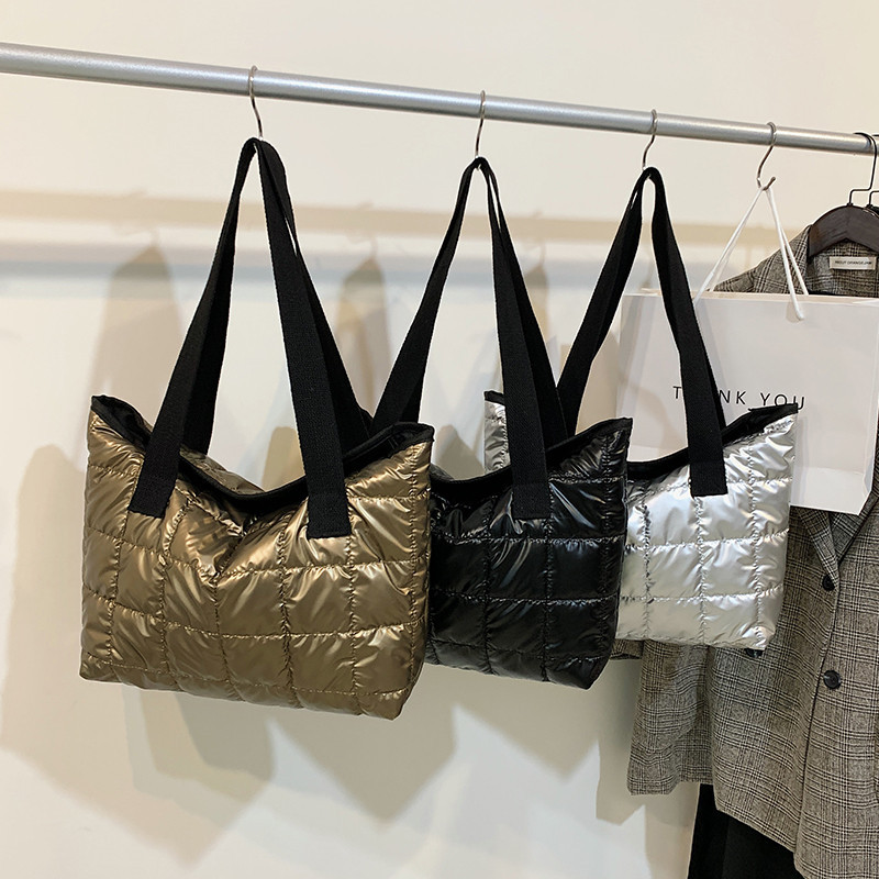 Geantă tote de iarnă pentru femei pentru navetă, geantă căptușită în jos, de mare capacitate, pentru femei, de culoare solidă, matlasată, în carouri, genți de umăr din nailon 2023