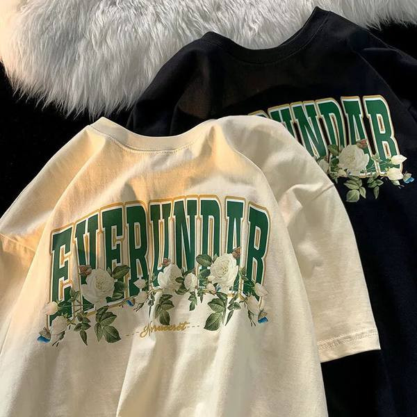 Moteriški marškinėliai su spalvingomis aplikacijomis