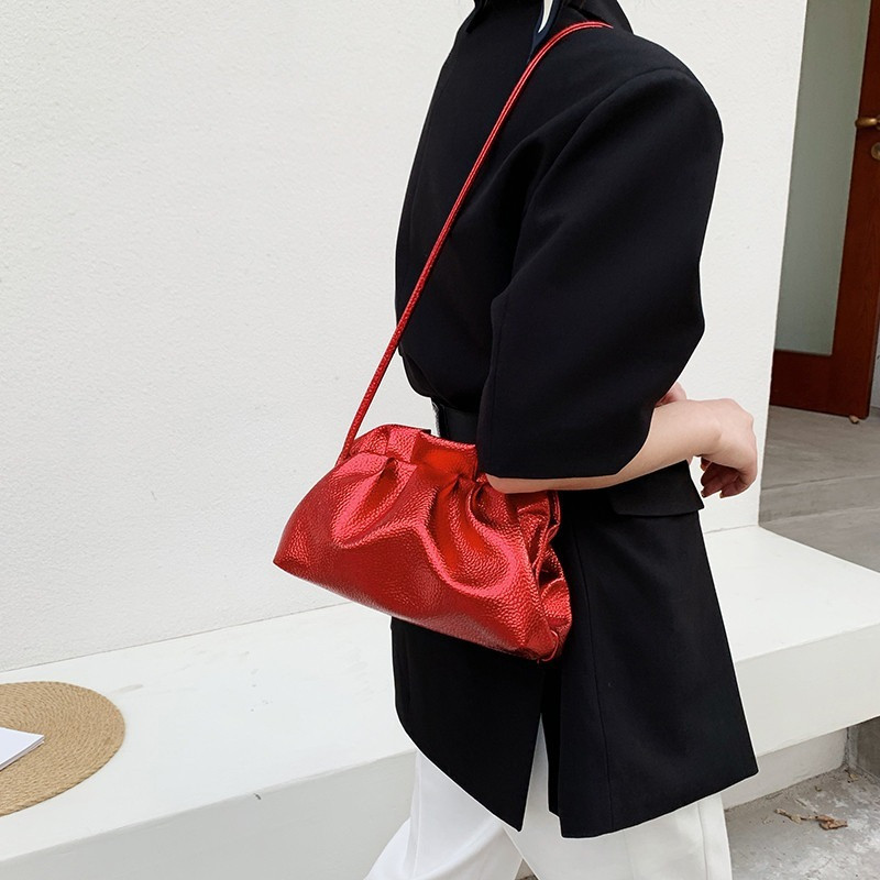 Luksuslik kuldne pilvekott naistele Nahast Hobos Retro Cloud Crossbody kott Väike telefonikott Disainiga Clutch Clip kott Naiste Bolsa