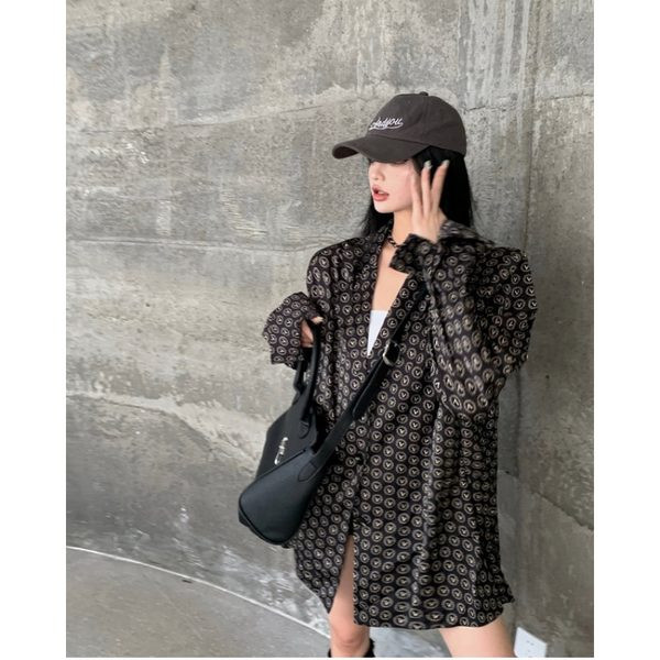 Ženska satenska jakna - široki model