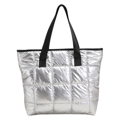 Moodsad polsterdatud käekotid Suure mahutavusega disainer tepitud naiste õlakotid Luksuslikud nailonist puuvillased talvekott