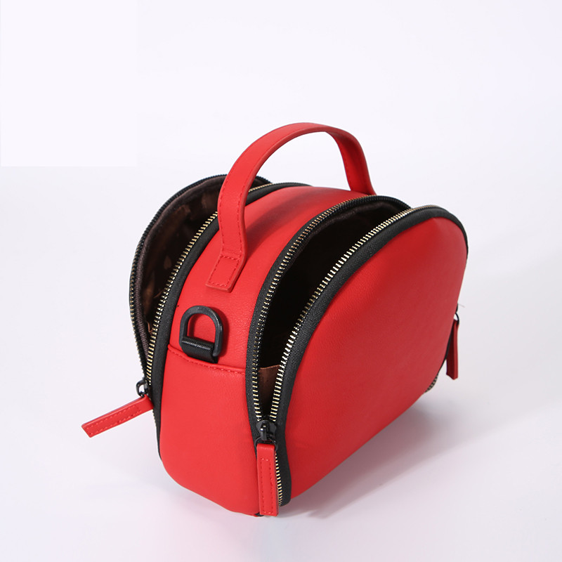 2022 г. Модни малки дамски чанти през рамо Сладка дамска чанта от изкуствена кожа Портмоне за лятна ваканция Телефон Чанта през рамо