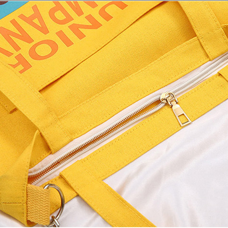 Moekas õlakott naistele 2023. aasta tüdrukute vabaaja ostlejate disainerkäekott Multifilm Anime trükkimine Crossbody lõuendist kandekotid